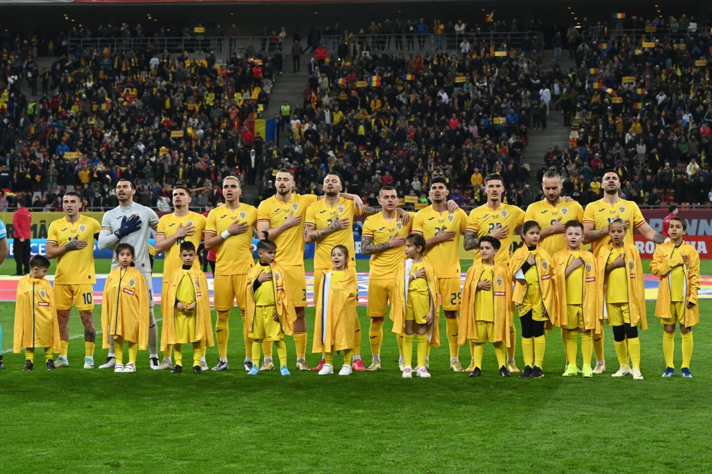 România are imn pentru EURO 2024. Smiley, Andra sau Theo Rose, printre vedetele care cântă pentru echipa lui Edi Iordănescu. VIDEO