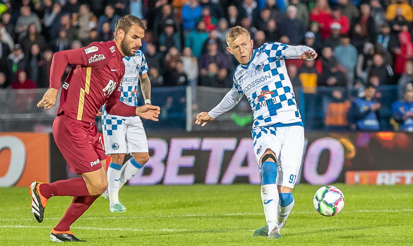 S-a aflat de ce a luat roșu Tachtsidis în meciul care l-a făcut pe Adrian Mutu să plece de la CFR Cluj! S-a despărțit de soția lui și femeia a decis să spună adevărul: „Nu voi vorbi urât de el”
