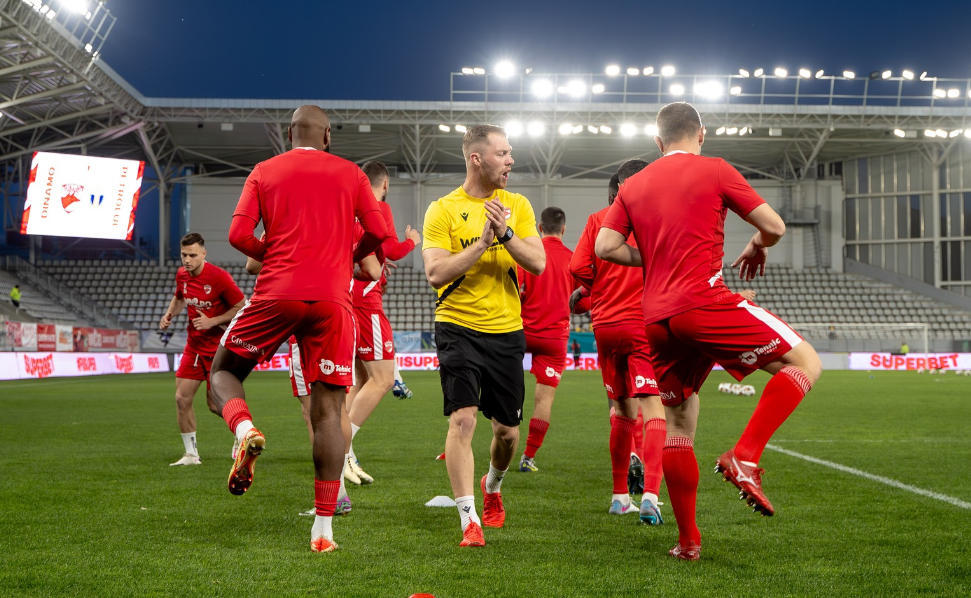 S-a bătut recordul în Superliga! Dinamo deține supremația în clasamentul fotbaliștilor de națională aduși în România. SPECIAL