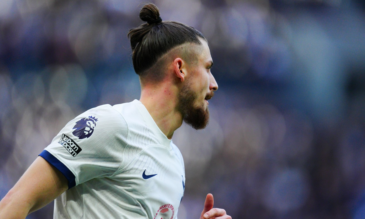 Se cam decide soarta lui Radu Drăguşin la Tottenham. Englezii anunță ce va face românul la meciul cu Nottingham