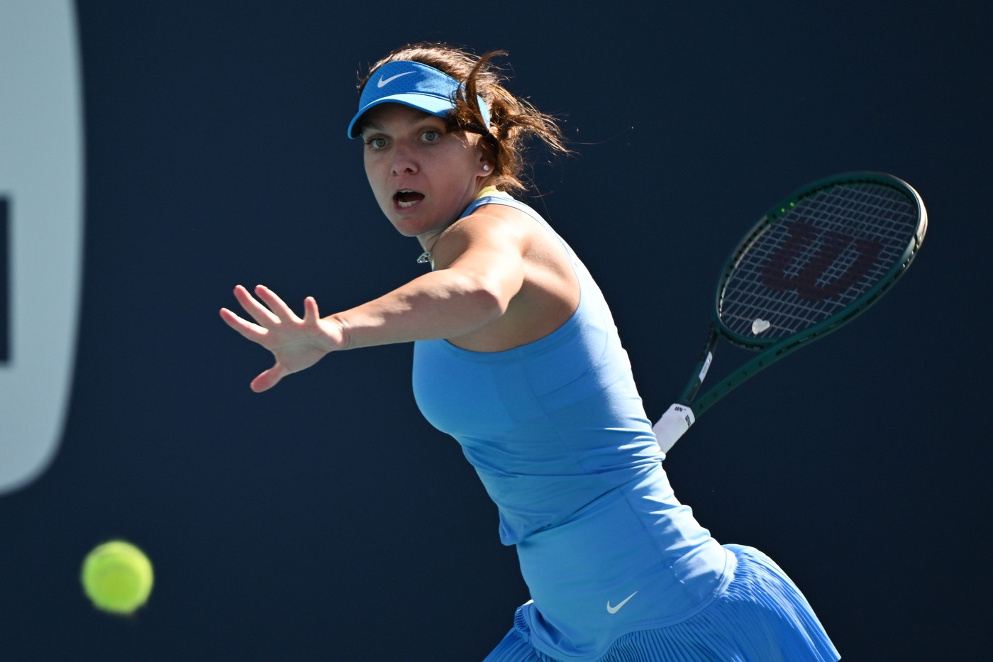 Simona Halep îi face în ciudă Carolinei Wozniacki și acceptă wildcard după wildcard! La ce turneu minuscul merge să joace românca, înainte de Madrid
