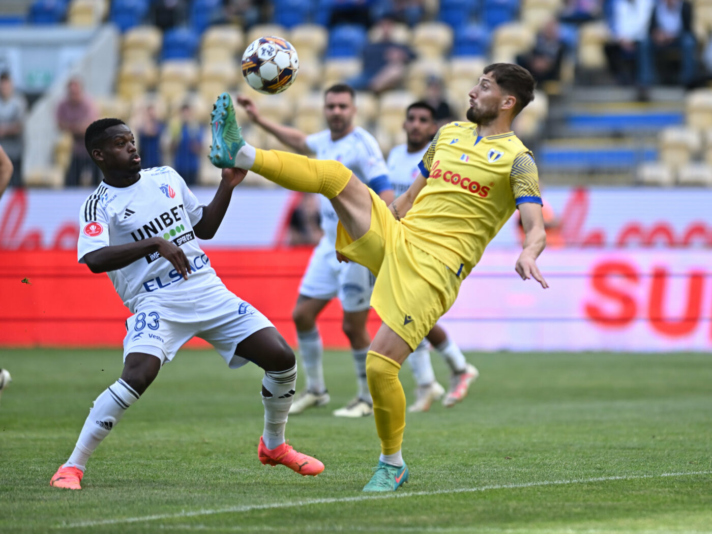 Un cunoscut avocat face acuzații după meciul Petrolul – FC Botoșani din Superliga! „Faimoșii frați Dridea nu concepeau să-și vândă sufletul. Rușine, rușine să vă fie”