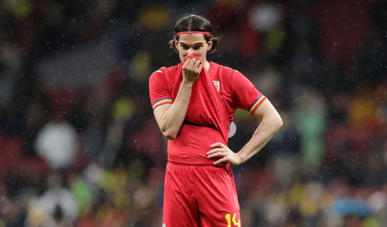 Un fotbalist face dezvăluiri despre situația lui Ianis Hagi. Ce se întâmplă în vestiar cu românul și alți doi colegi de-ai săi