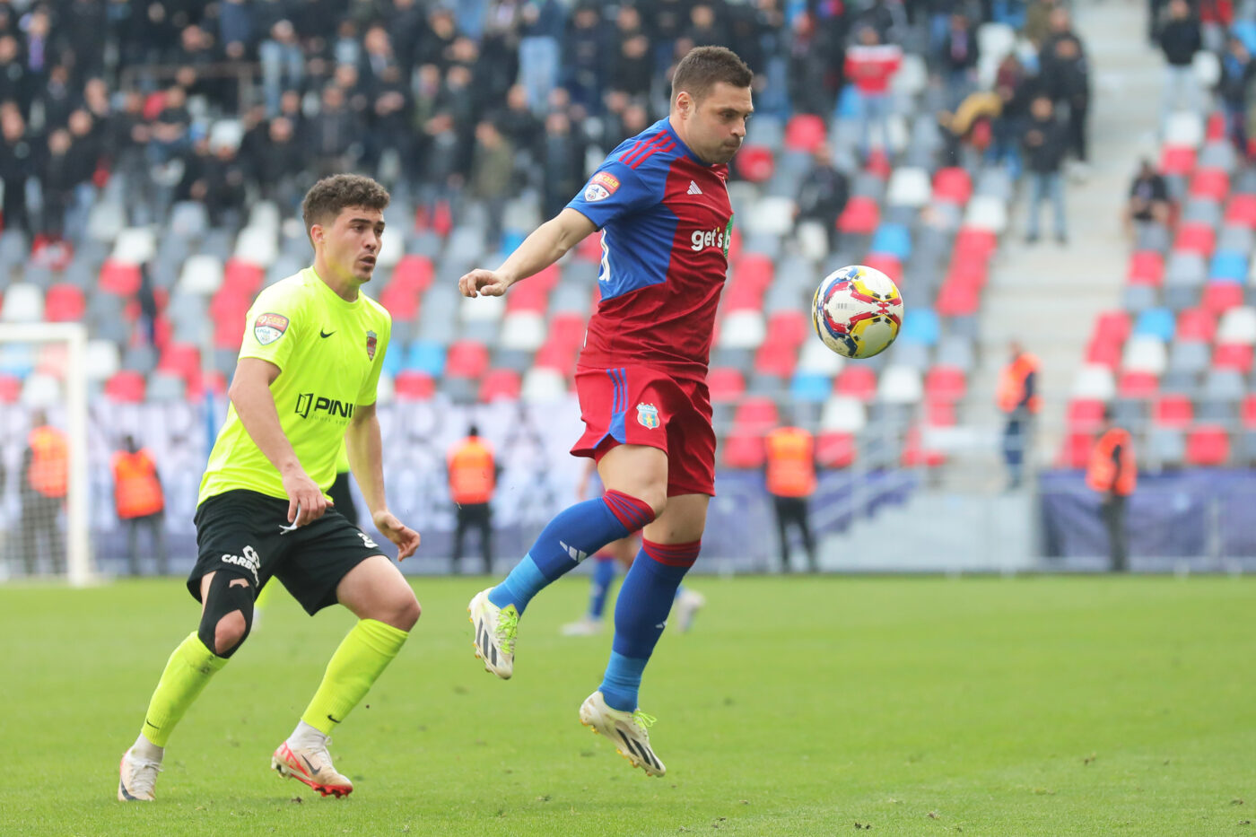 Adi Popa a dezvăluit cum au sărbătorit fotbaliștii de la CSA Steaua faimoasa zi de 7 mai: „Din păcate, nu putem avea aportul fanilor”. VIDEO