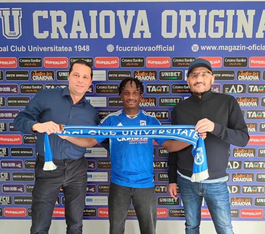 Adrian Mititelu îl așteaptă pe Moses Abbey în Bănie ca să joace pentru FCU Craiova în Liga 2. Care e situația jucătorului ghanez! EXCLUSIV