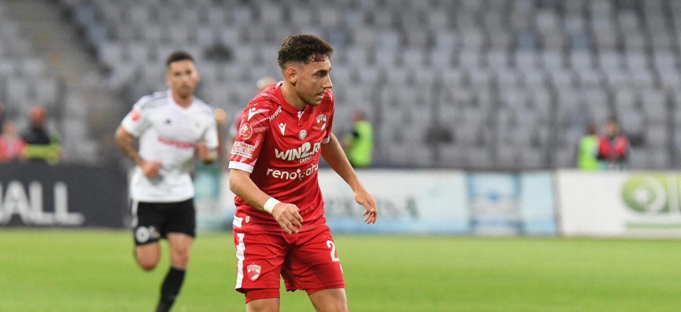 Ahmed Bani, exasperat de erorile colegilor săi, după U Cluj – Dinamo 3-3! „Nici două minute nu am reușit să ținem de rezultat! E al cincilea meci în care luăm gol în prelungiri”