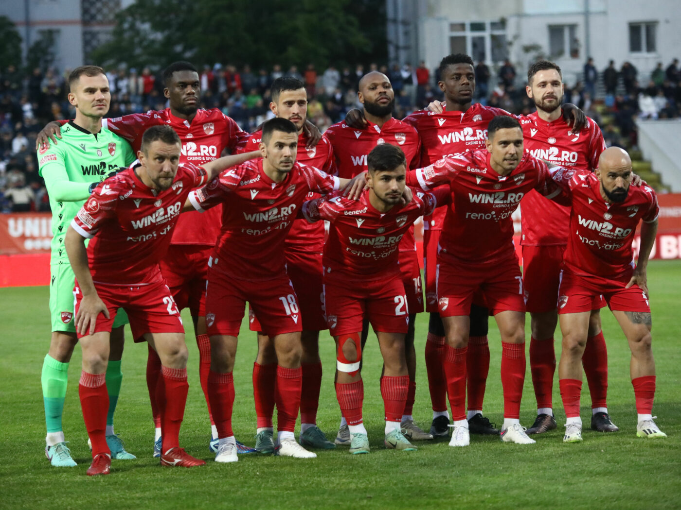 Andrei Nicolescu și-a făcut planul înaintea ultimei etape, când Dinamo își joacă locul în Superliga cu o ureche pe celelalte stadioane: „De asta se leagă speranțele noastre, în primul rând”. VIDEO