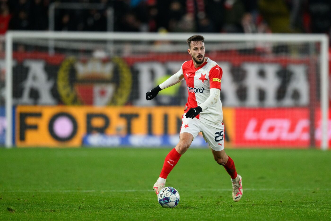 Anunțul momentului la Rapid: ce se întâmplă cu Jakub Hromada