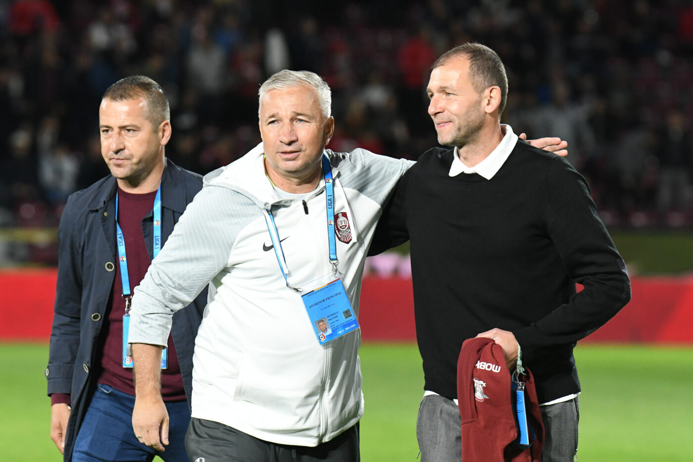 Atacantul dorit de CFR Cluj este fanul lui Dan Petrescu. „Un stil de joc care îmi place. Cifrele vorbesc pentru el”. De ce l-ar alege pe „Bursuc” și nu pe Charalambous. INTERVIU