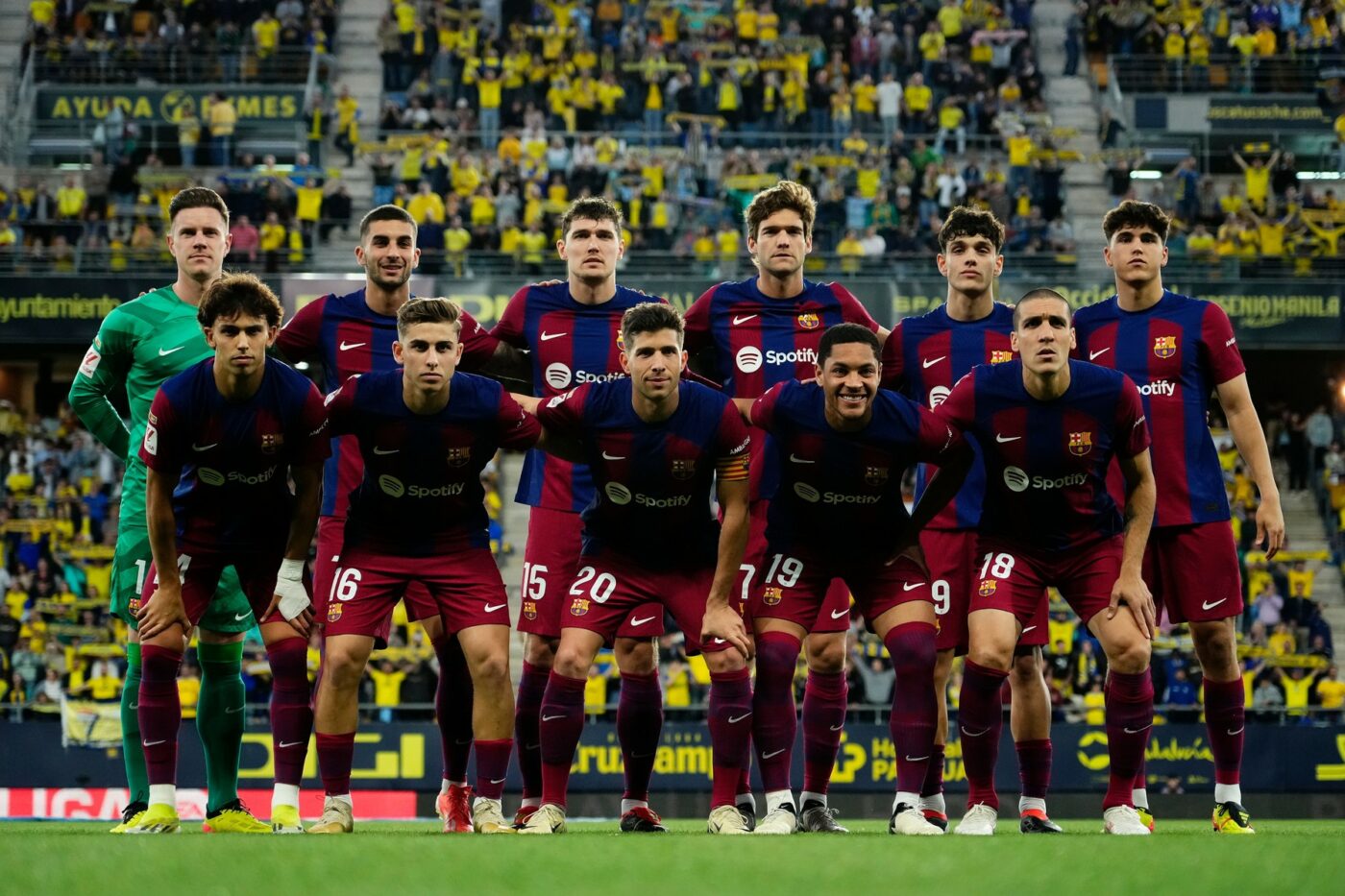 Cazul Radu Drăgușin, la FC Barcelona! Impresarul explodează și amenință: „Xavi nici nu vorbește cu el! Dacă nu îi dă minute, va pleca”