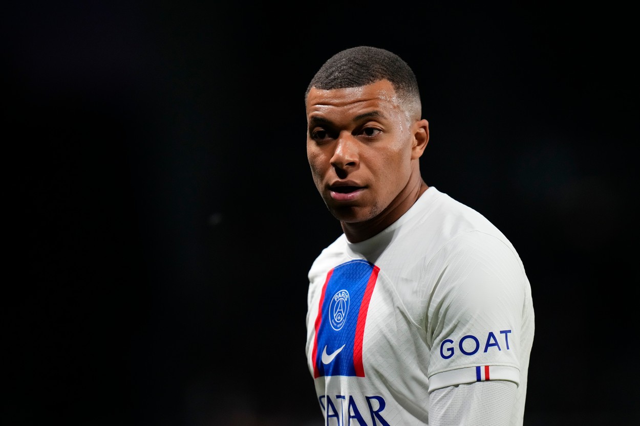 Ce apare în tabloul pe care Kylian Mbappe a plătit 520.000 de euro