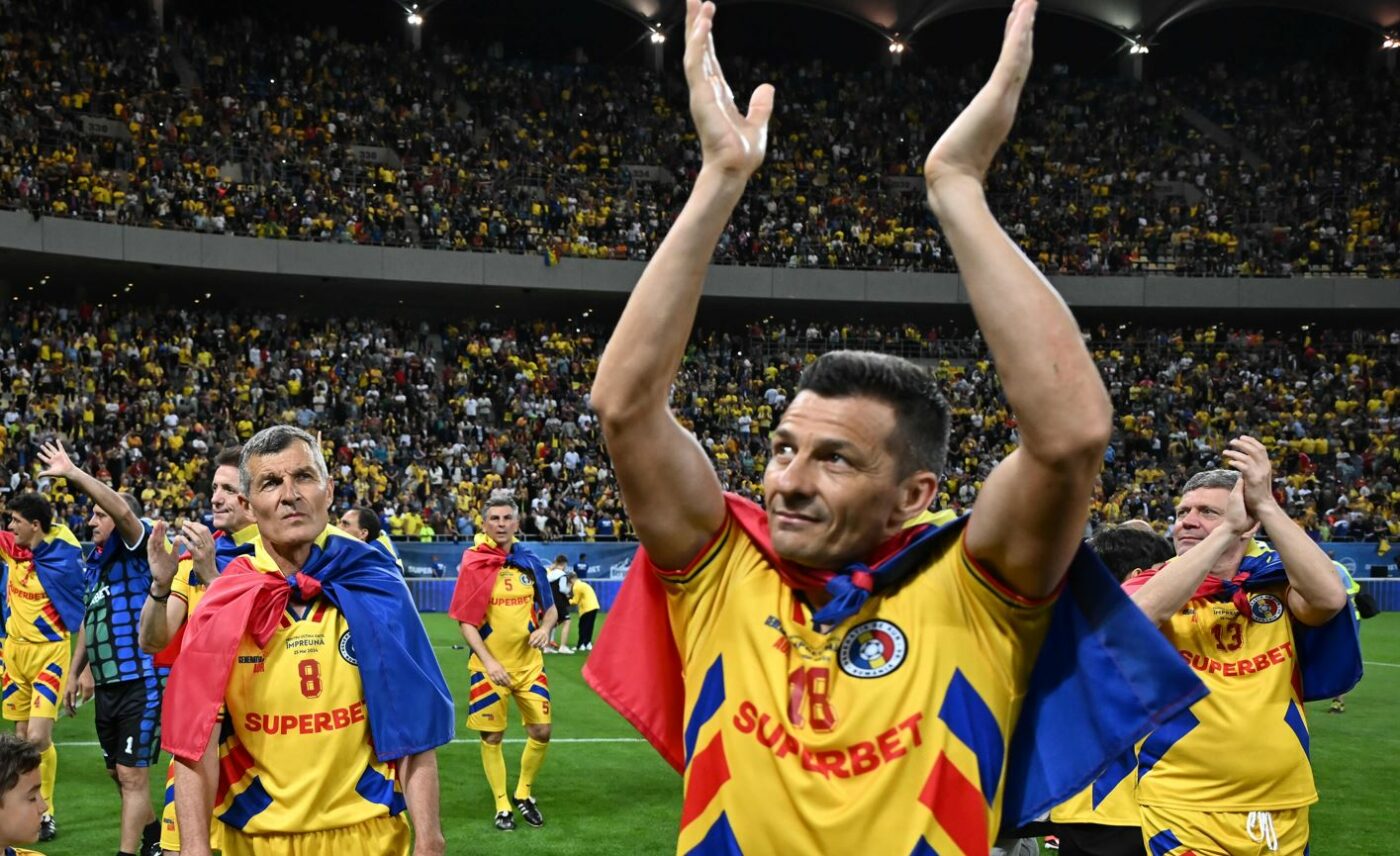 Costel Gâlcă a jucat fabulos în meciul Generația de Aur – Restul Lumii 3-2 și apoi a pus „tunurile” pe colegii săi din din atac: „Am dat gol cu capul pentru că ei nu au ajuns pe acolo!”