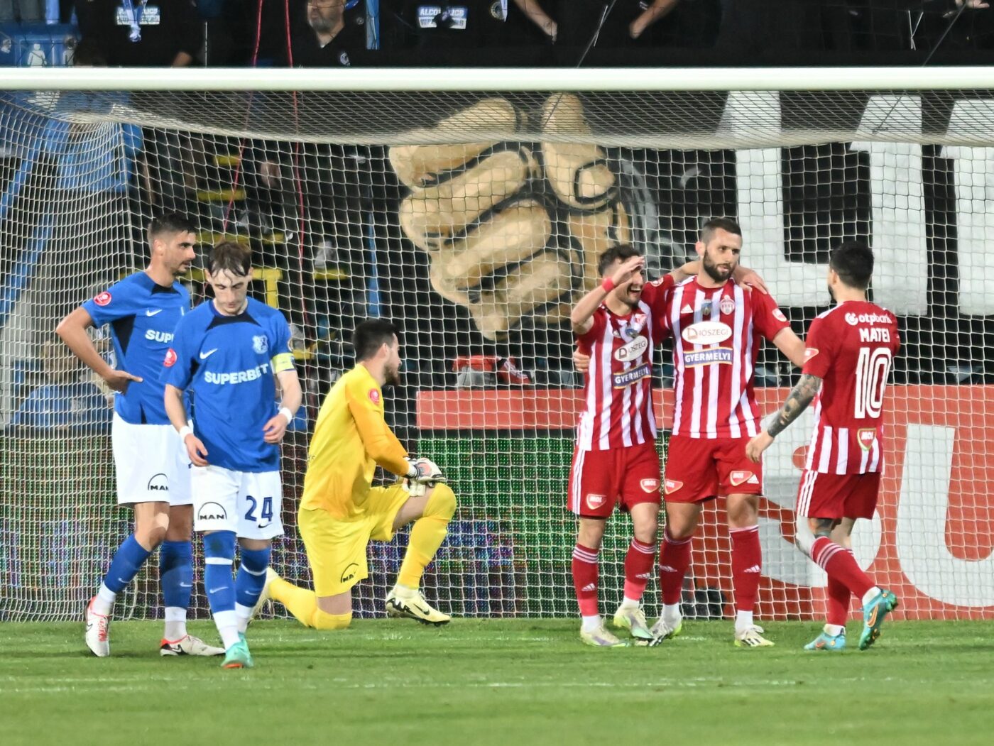 Safranko a ieșit șifonat după hattrick-ul cu Farul. Cum arată glezna atacantului de la Sepsi. FOTO 