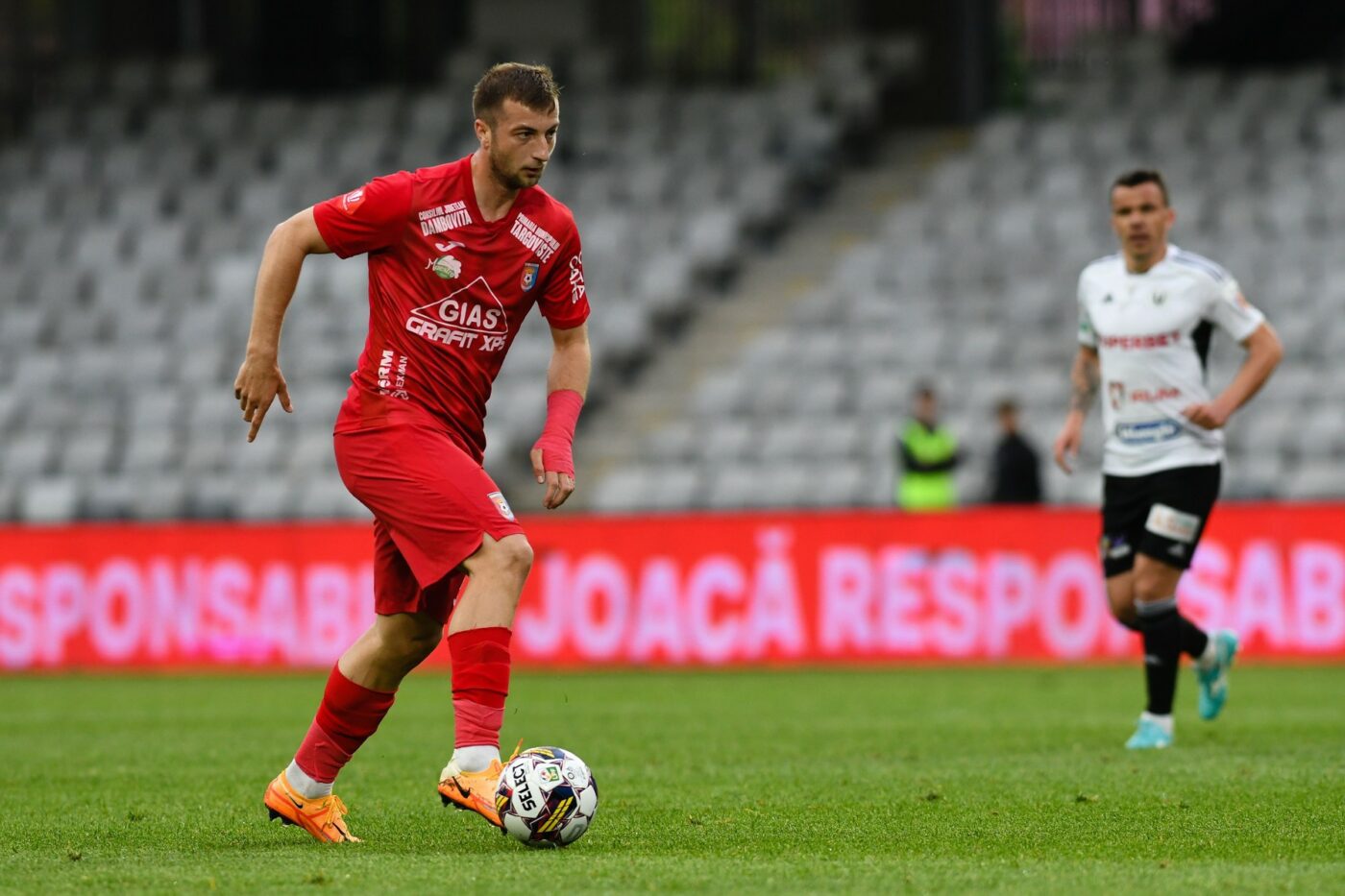 Daniel Popa se umple de bani la FCSB. Transferul îi aduce un salariu mare și un bonus uriaș: ce scrie în contractul atacantului cu Gigi Becali