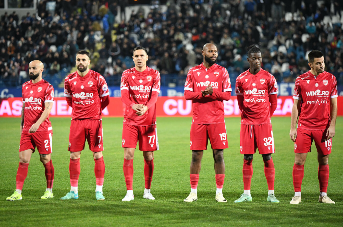 E dat afară de la Dinamo imediat după salvarea de la retrogradare! Fotbalistul avea cel mai mare salariu din lot și a stârnit cel mai mare scandal: „Nu mai are contract!”