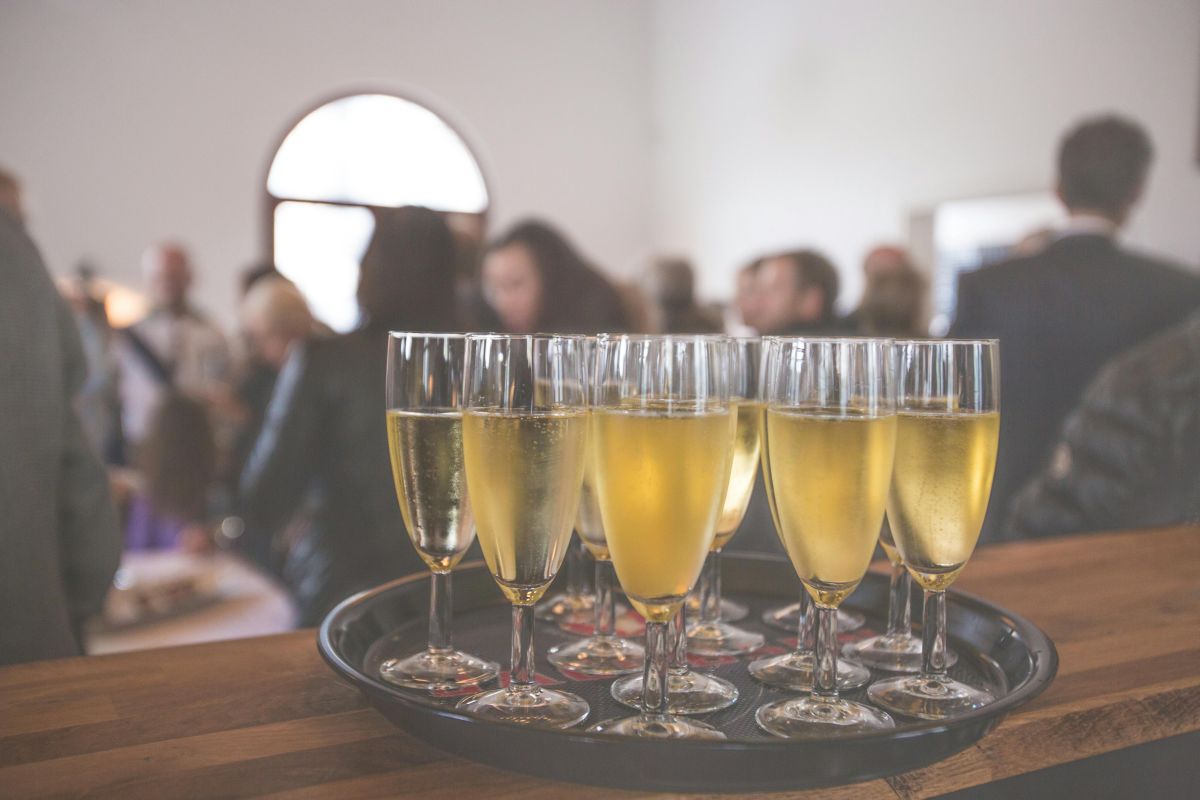 (P) Top 5 băuturi alcoolice pe care le poți consuma la dietă