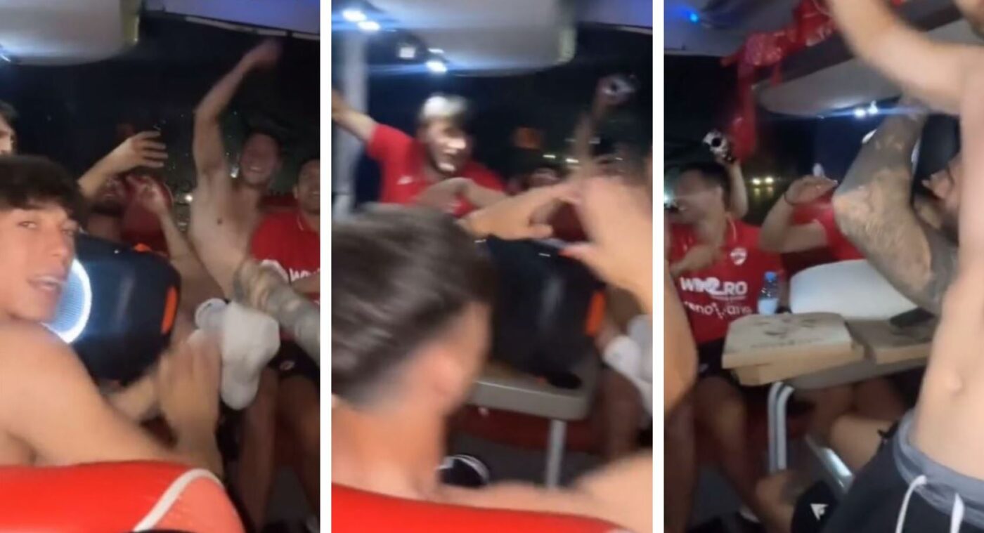 Party cu manele și pizza pentru fotbaliștii lui Dinamo, după prestația jalnică de la Miercurea Ciuc! Imagini din autocarul „câinilor”