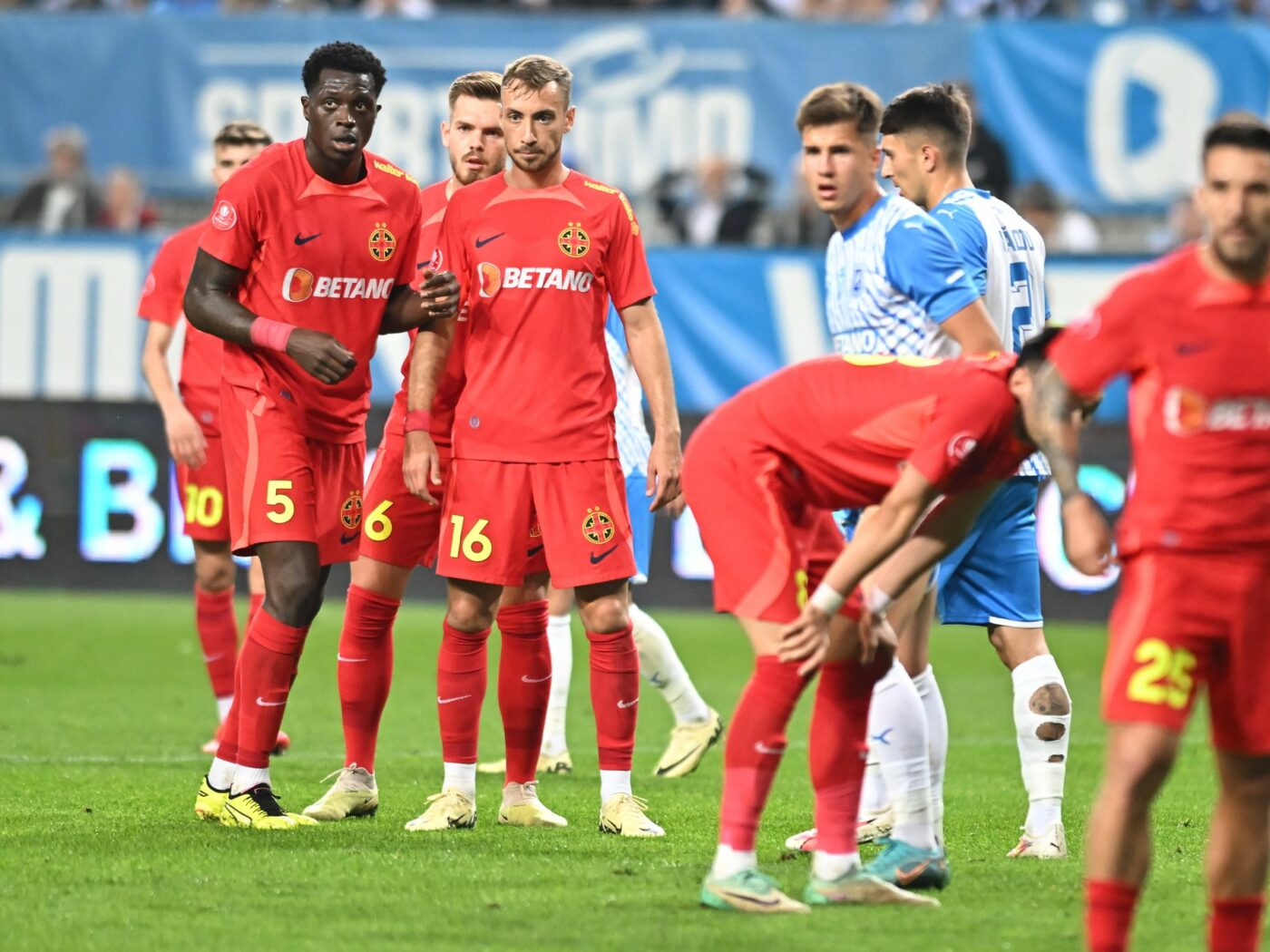 Primul fotbalist care pleacă de la FCSB după ce a câștigat campionatul: „Ne-am înțeles cu el!” Gigi Becali l-a pierdut la o rivală din Superliga