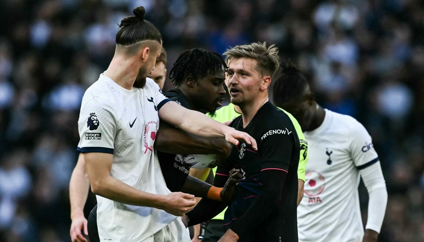 Radu Drăgușin agită spiritele înainte de Tottenham – Manchester City! Fanii au început să trimită mesaje cu câteva ore înainte de meci