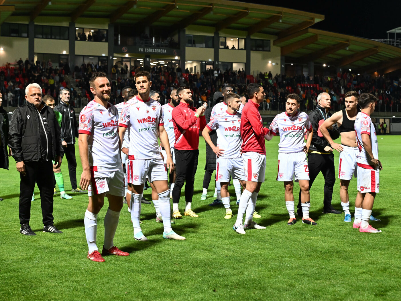 Să vină banii: ce sumă ia Dinamo din drepturile TV, după ce a rămas în Superliga!