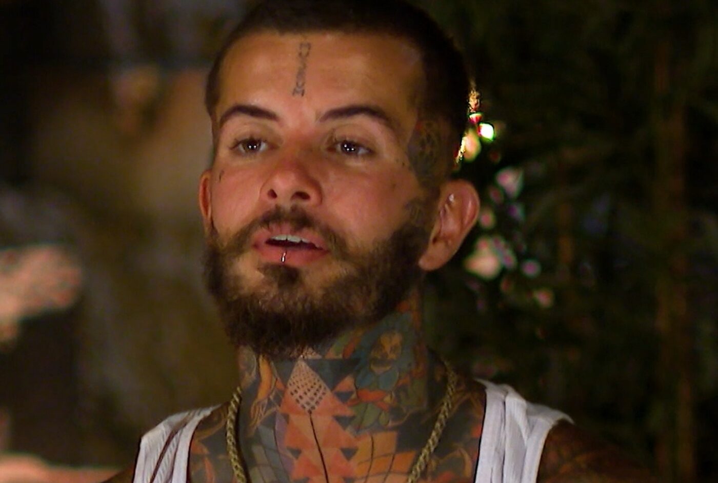 Scandal la PRO TV, din cauza celor două gimnaste care au participat la Survivor. Favorit la marele premiu, Zanni l-a atacat pe fostul luptător MMA, Cristi Mitrea: „El a bătut o femeie gravidă. Eu pe ele le-am iubit și le-am salvat”