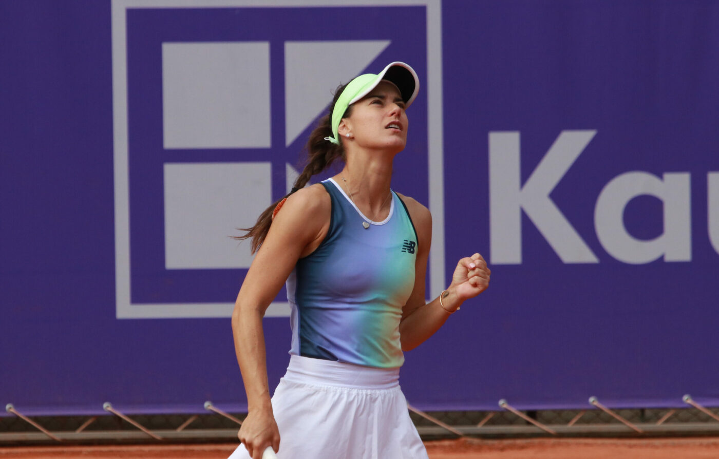 Sorana Cîrstea e un tăvălug de neoprit și s-a calificat în optimi la Roma, după o victorie senzațională cu Marketa Vondrousova, numărul 6 WTA!