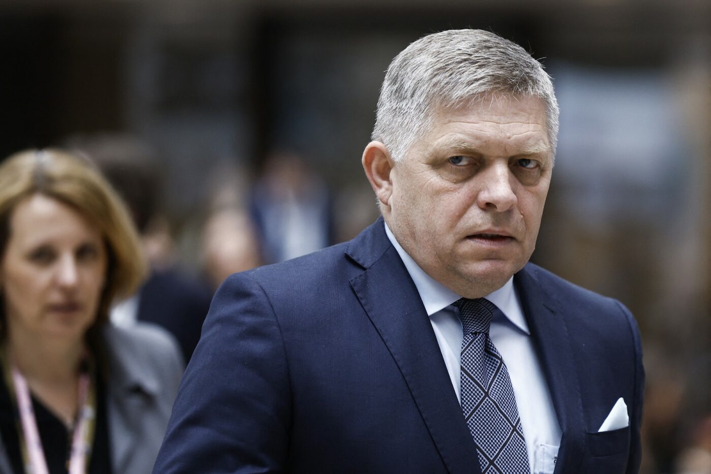 Tentativă de crimă: premierul Slovaciei, rivala României de la EURO 2024, a fost împușcat!