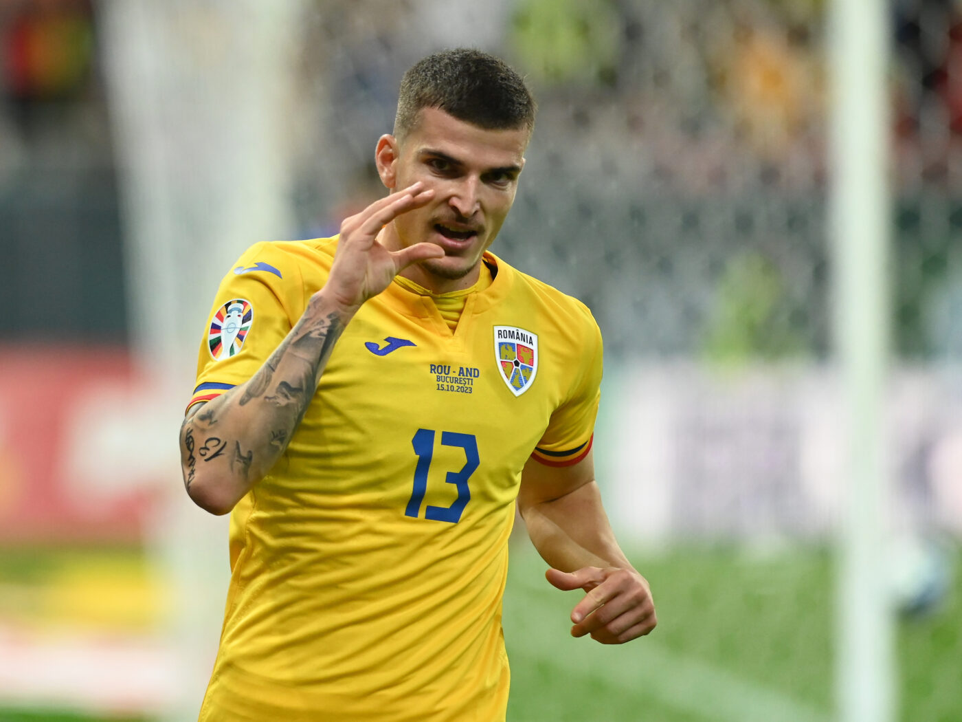 Valentin Mihăilă s-a despărțit de iubită și i-a luat câinele! O altă femeie i-a luat deja locul fostei în viața fotbalistului. GALERIE FOTO