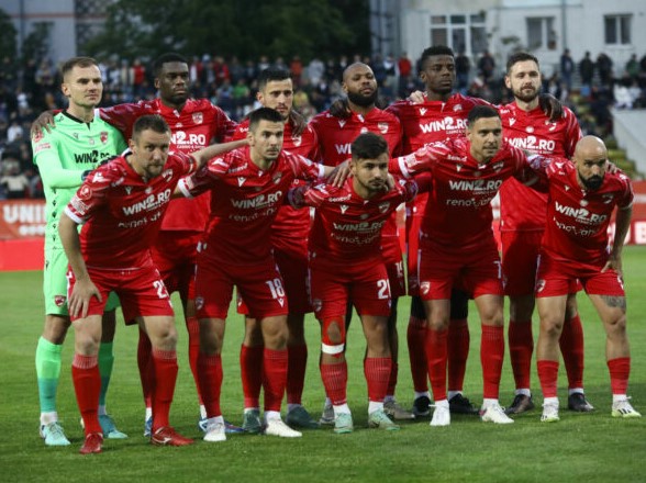 Varianta SF prin care Dinamo se salvează cu două victorii în ultimele etape! Lumea fotbalului vorbește despre Poli Iași și FCU Craiova deja condamnate. Care e lista meciurilor suspecte pe final de playout în Superligă. SPECIAL