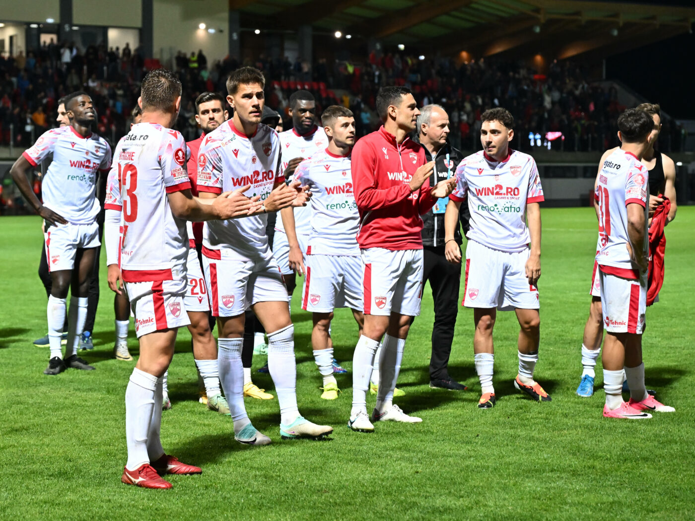 Variantă șoc pentru a fi noul antrenor al „câinilor”, apărută imediat după Csikszereda – Dinamo 0-0! „Nu pot să spun acum dacă revine”