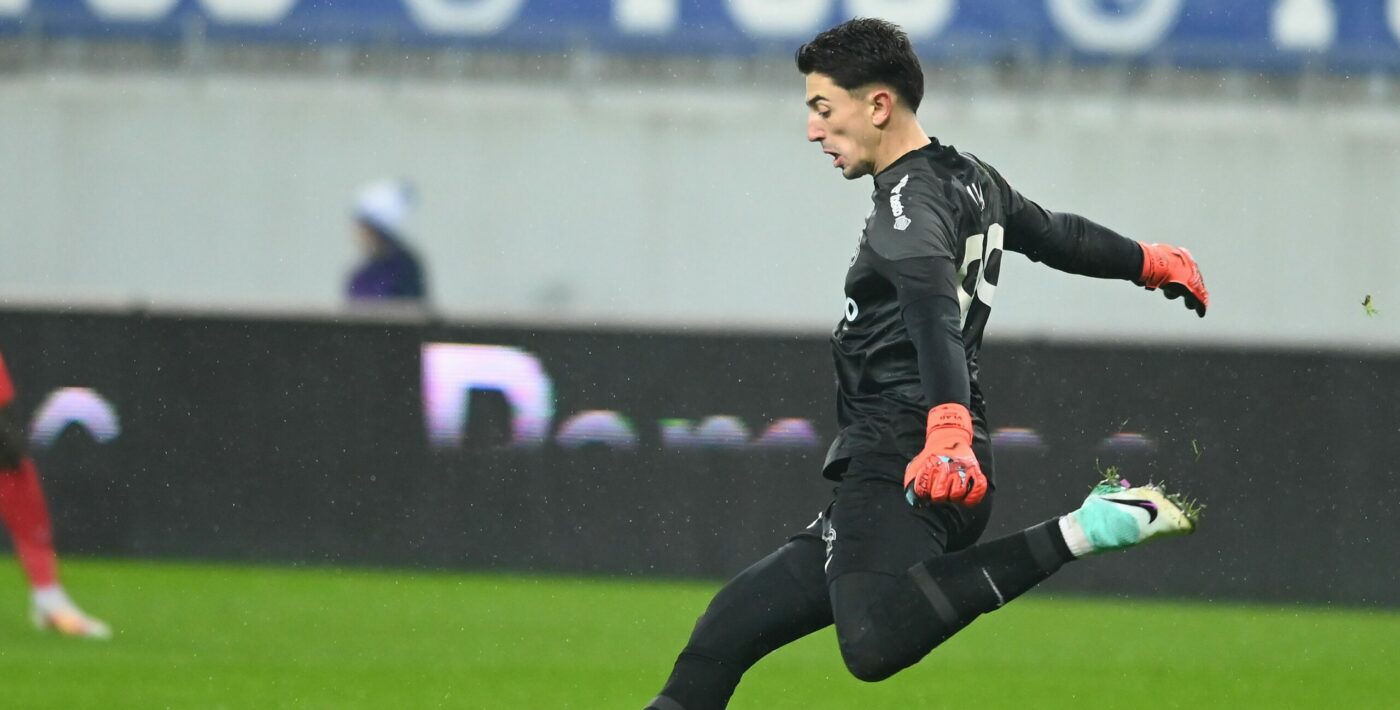 Andrei Vlad de la FCSB, dorit la Dinamo București: „Fac din el cel mai bun portar din România”