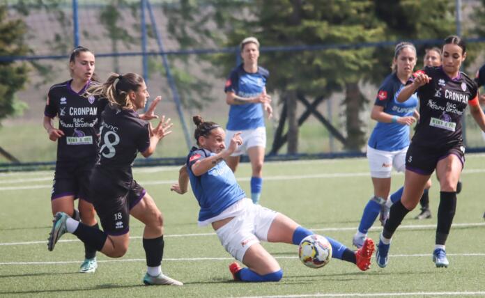Superliga în oglinda fetelor! Dinamo București e cea mai slabă echipă din fotbalul feminin românesc, „reginele” lui Gică Hagi sunt la un pas de istorie! Cum arată sezonul celor 16 cluburi de prim eșalon masculin în competițiile feminine? SPECIAL