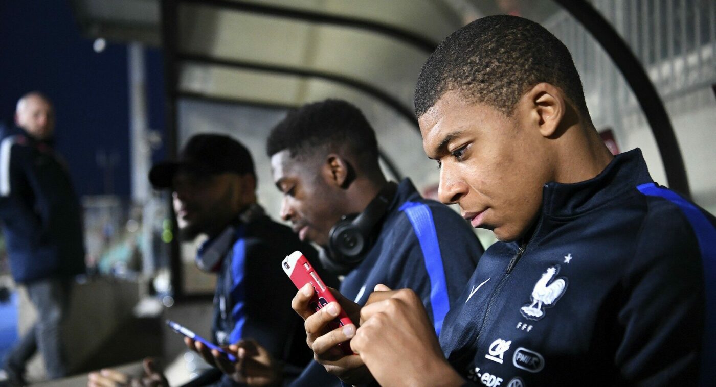 „Alo, sunt Florentino Perez!”. Kylian Mbappe s-a trezit cu un telefon de la președintele lui Real Madrid, după ce PSG a fost eliminată de Borussia Dortmund în semifinalele Ligii Campionilor