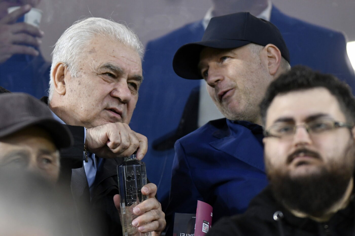 Anghel Iordănescu, selecționerul Generației de Aur, analizează pentru ProSport victoria Generației de Suflet, pregătită de fiul său, cu Ucraina la EURO 2024! Confensiune emoționantă: „A fost pentru mine o suferință întoarsă în timp. Dar o lecție de fotbal! Fantastic, fabulos!” EXCLUSIV
