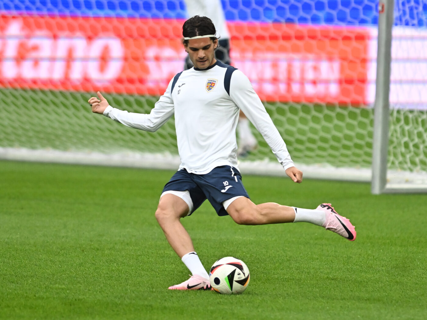 BBC vorbește despre transferul lui Ianis Hagi de la Rangers după EURO. Britanicii au o dilemă: „Rămâne de văzut”