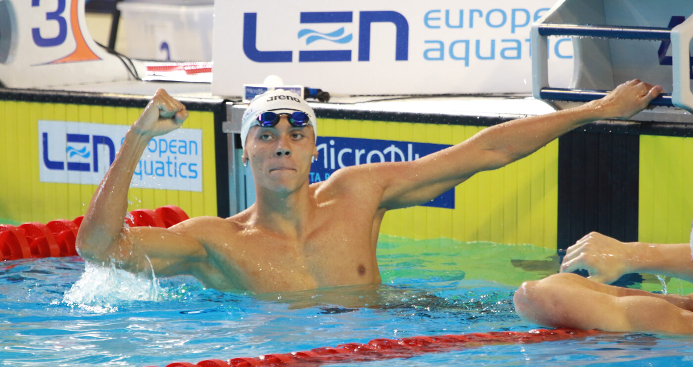 David Popovici scrie istorie pentru România şi ia medalie de aur şi la 200 de metri liber la Campionatele Europene! Şi-a spulberat adversarii