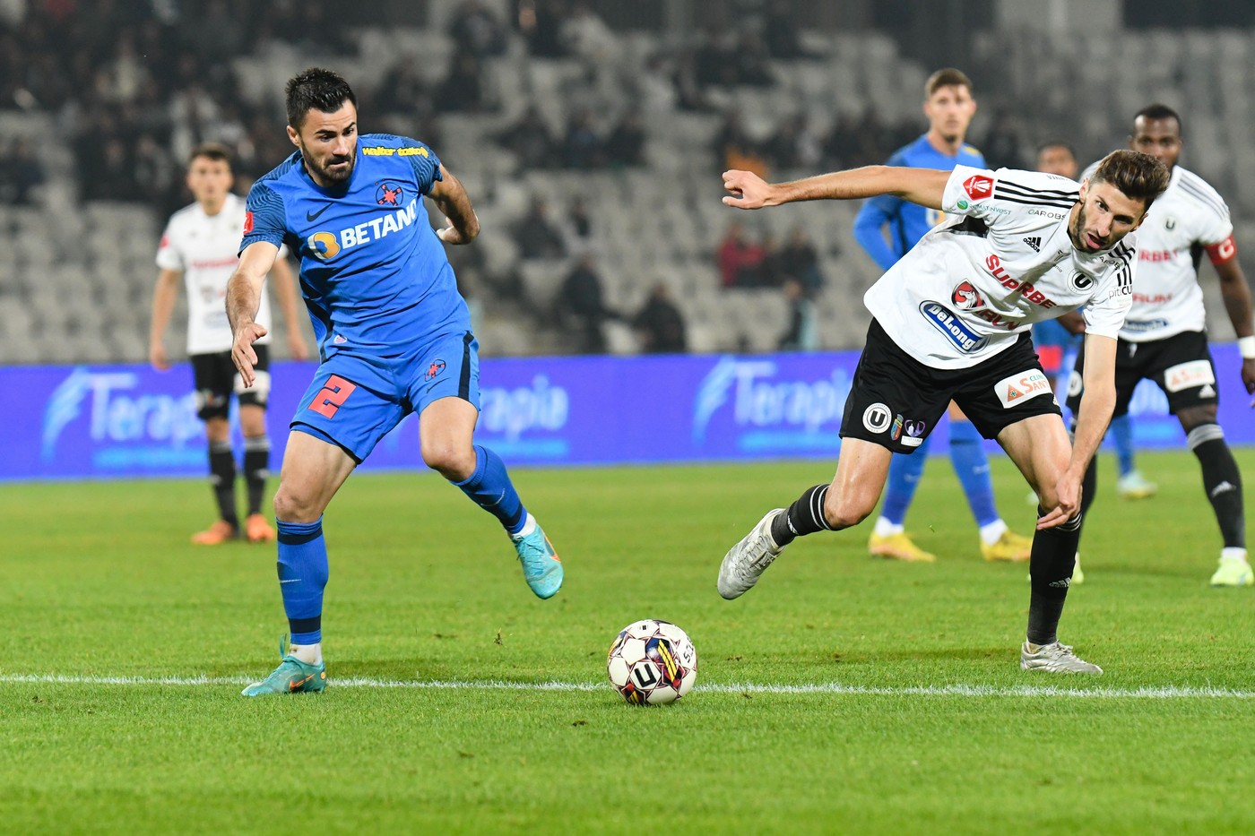 FC Argeș, pusă pe fapte mari! Echipa din Trivale, gata să ia încă un fost campion al României. Culisele mutării care o poate duce în Superliga. EXCLUSIV