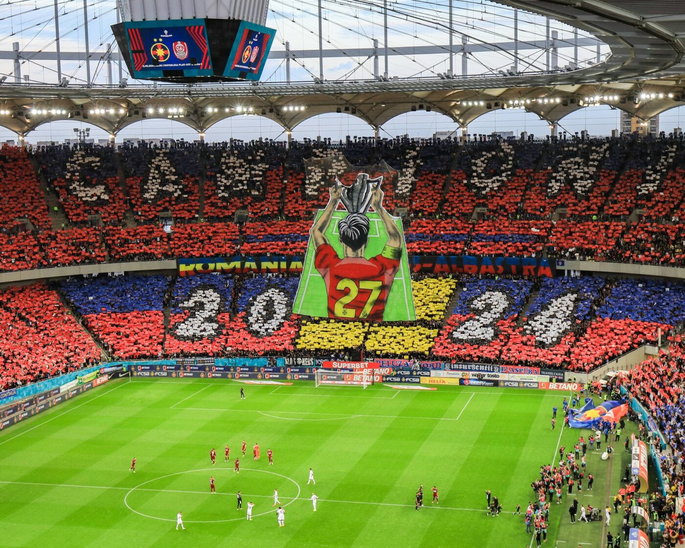 FCSB a bătut palma cu Dinamo București! Acordul e total între cele două cluburi: „bijuteria” poate fi folosită în Superliga și de „câini”