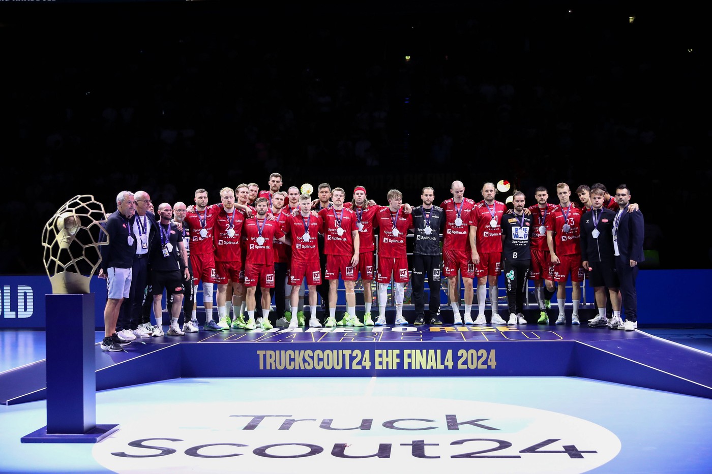 Finalista Champions League din 2024, la un pas să vină la București pentru un meci de cinci stele! O super echipă din Bundesliga o va înfrunta cu siguranță pe Dinamo. Tot ce trebuie să știi despre tragerea la sorți din Liga Campionilor. SPECIAL
