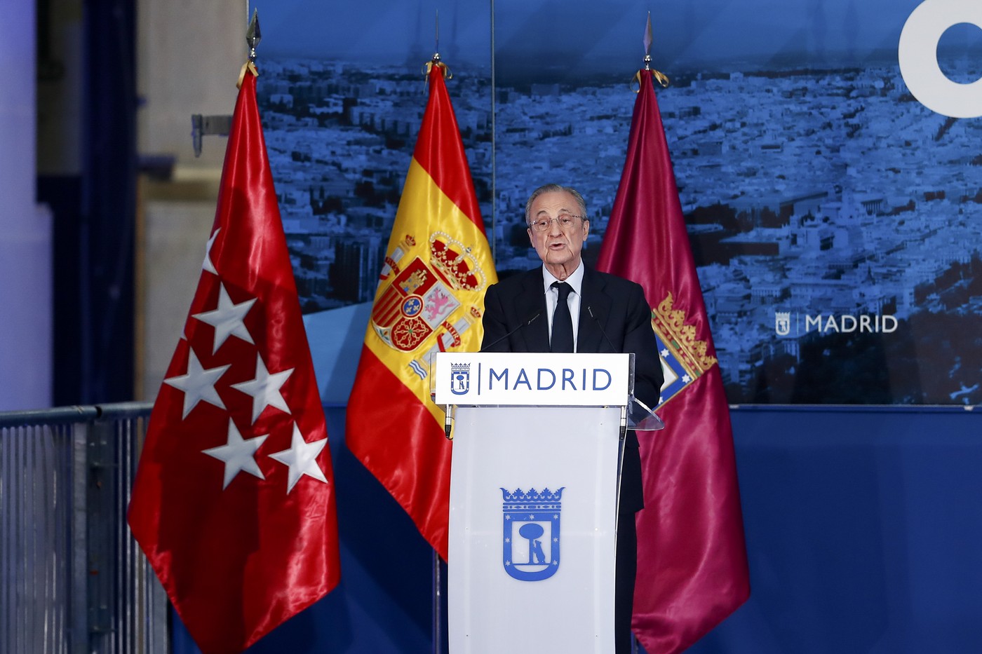 Florentino Perez a fost căutat cu o ofertă de 120.000.000 de euro pentru unul dintre starurile lui Real Madrid! Ce a hotărât președintele