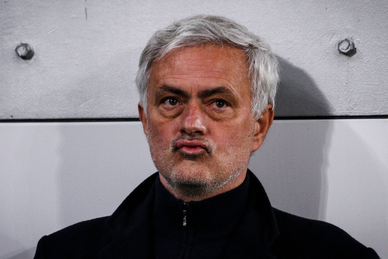Jose Mourinho, cadou de la Fenerbahce pentru Petrolul Ploiești și antrenorul Mehmet Topal! „Lupii” au deja o altă față, europeană, în Superliga