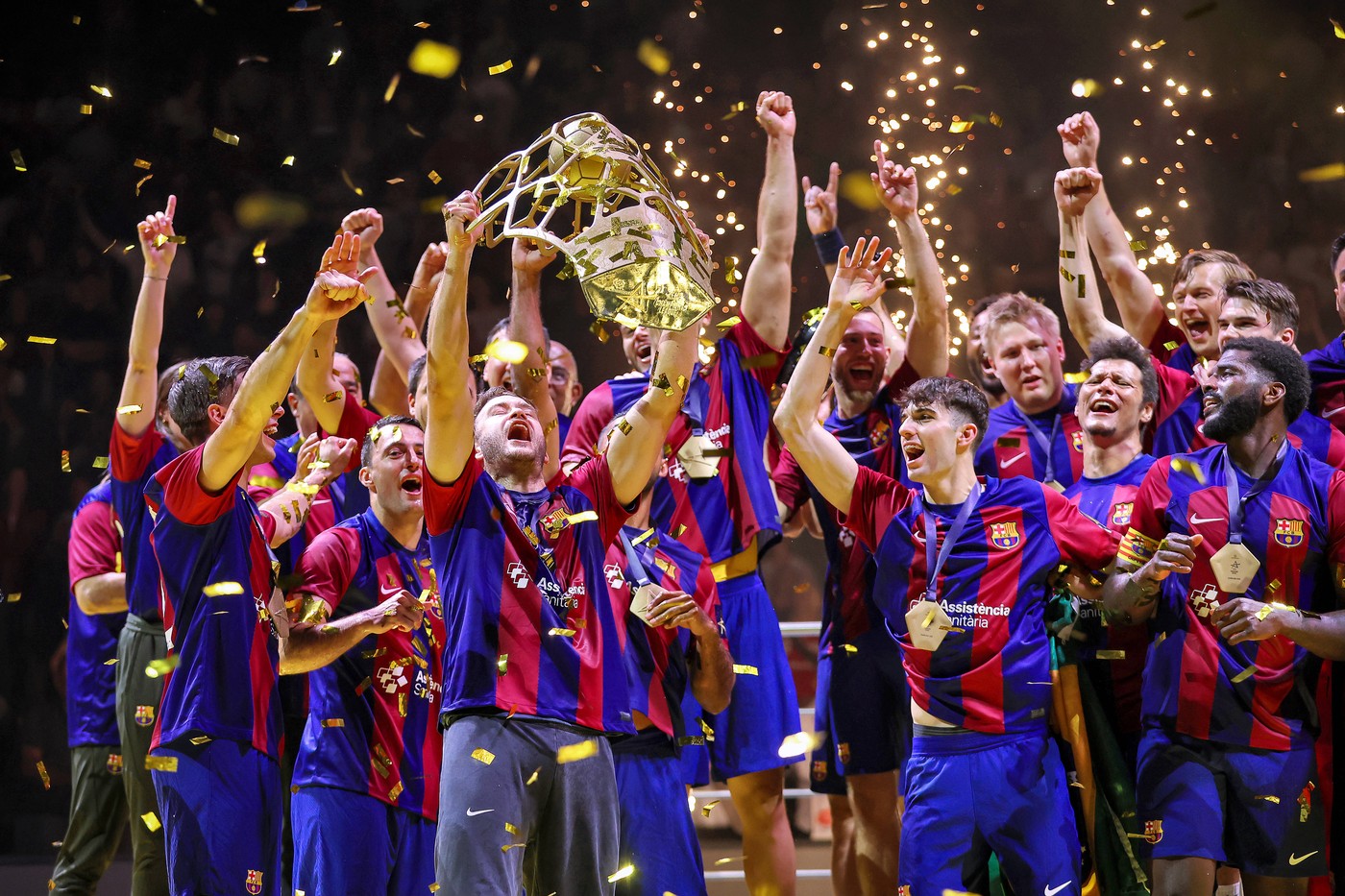 Lovitură de proporții! Dinamo a luat noul câștigător al Ligii Campionilor! Marea finală a fost senzațională: cum a sărbătorit succesul uriaș cu Barcelona starul care vine să facă show în România