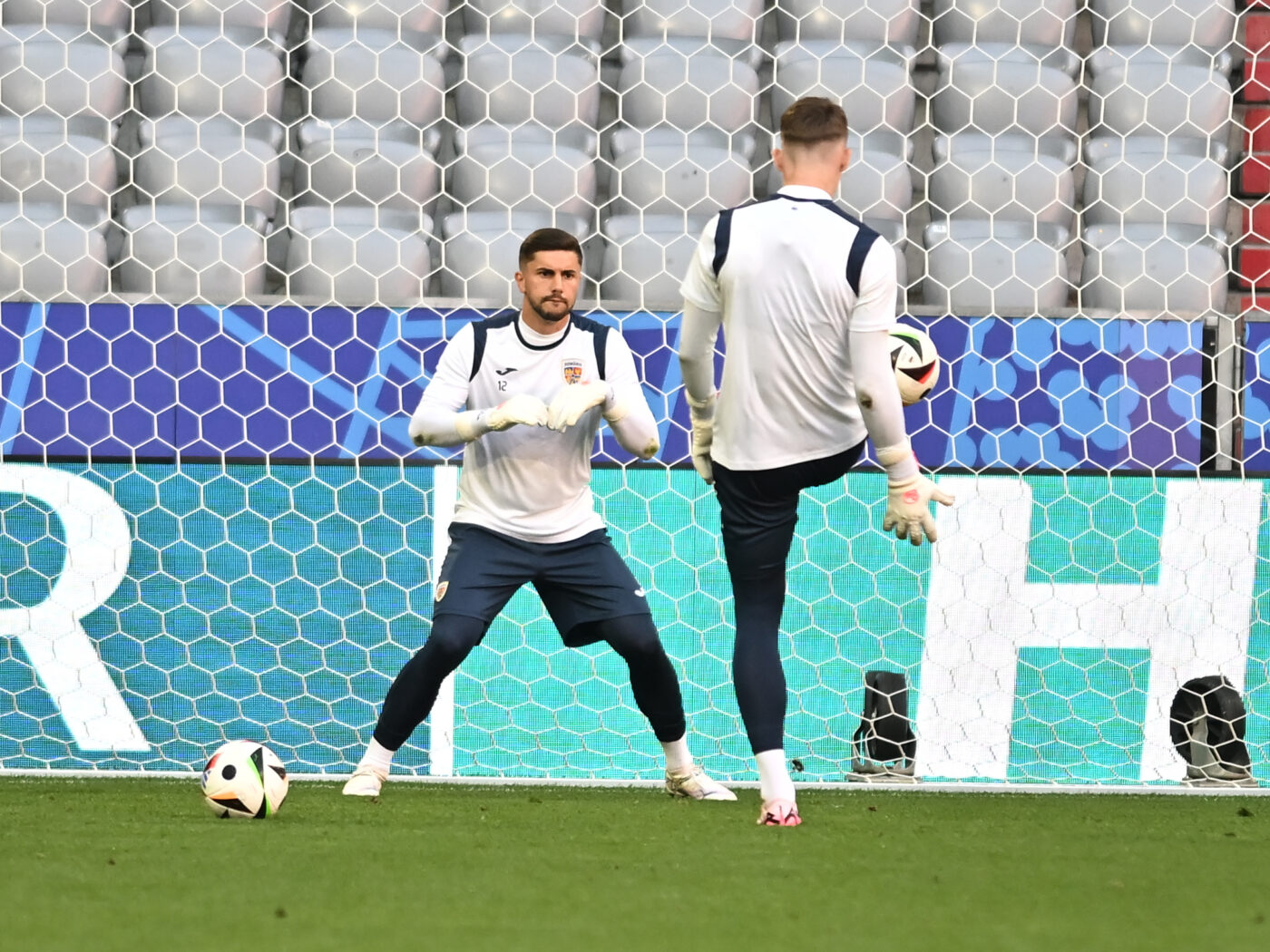Meciul care îl poate salva pe Horațiu Moldovan la Atletico Madrid! Lunin, portarul pe care Simeone voia să dea 30.000.000 de euro, e făcut praf de presa din Ucraina după eșecul cu România!