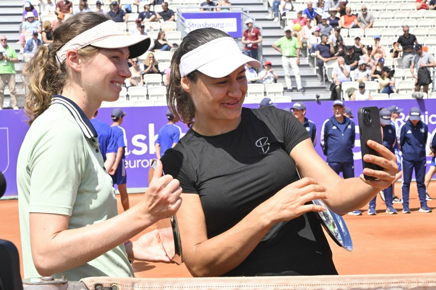 Monica Niculescu și Cristina Bucșa s-au calificat în turul 2 al Roland Garros, la dublu! Cea mai bună clasare din carieră pentru sportiva născută în Chișinău care nu are cont de Instagram