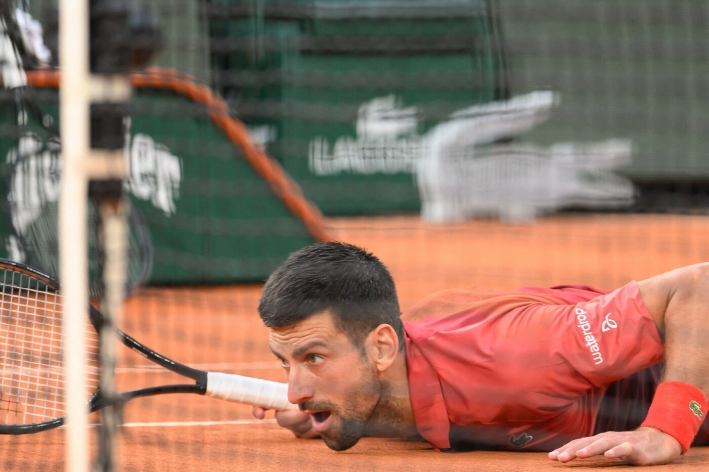 Novak Djokovic e la un pas să se retragă de la Roland Garros! „Aștept verdictul medicilor”
