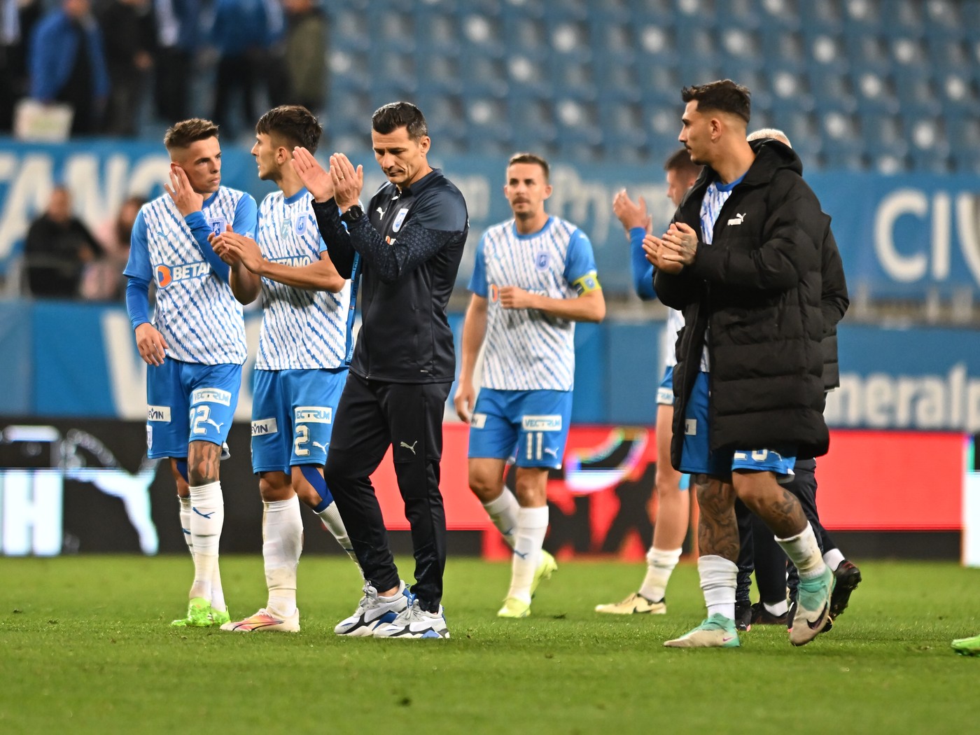 ProSport a aflat primul adversar al Universităţii Craiova în stagiul din Austria. Are în lot doi români, unul fiind în lotul tricolorilor la Euro. EXCLUSIV