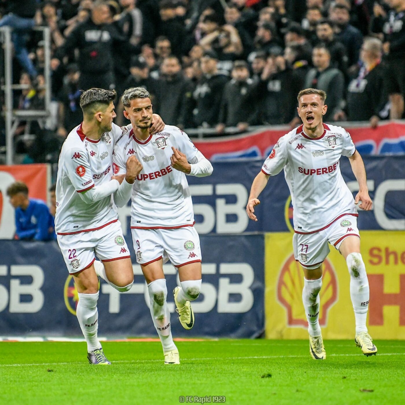 E oficial: Rapid și-a vândut „starul” kosovar din atac cu 2.000.000 de euro! Dan Șucu a dat lovitura după ce transferul a fost confirmat