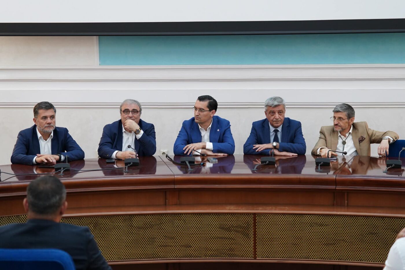 Răzvan Burleanu a simţit frustrarea oltenilor pentru neconvocarea lui Mitriţă la naţională chiar din partea rectorului Universității din Craiova: „A zis că nu se bagă peste Edi Iordănescu”