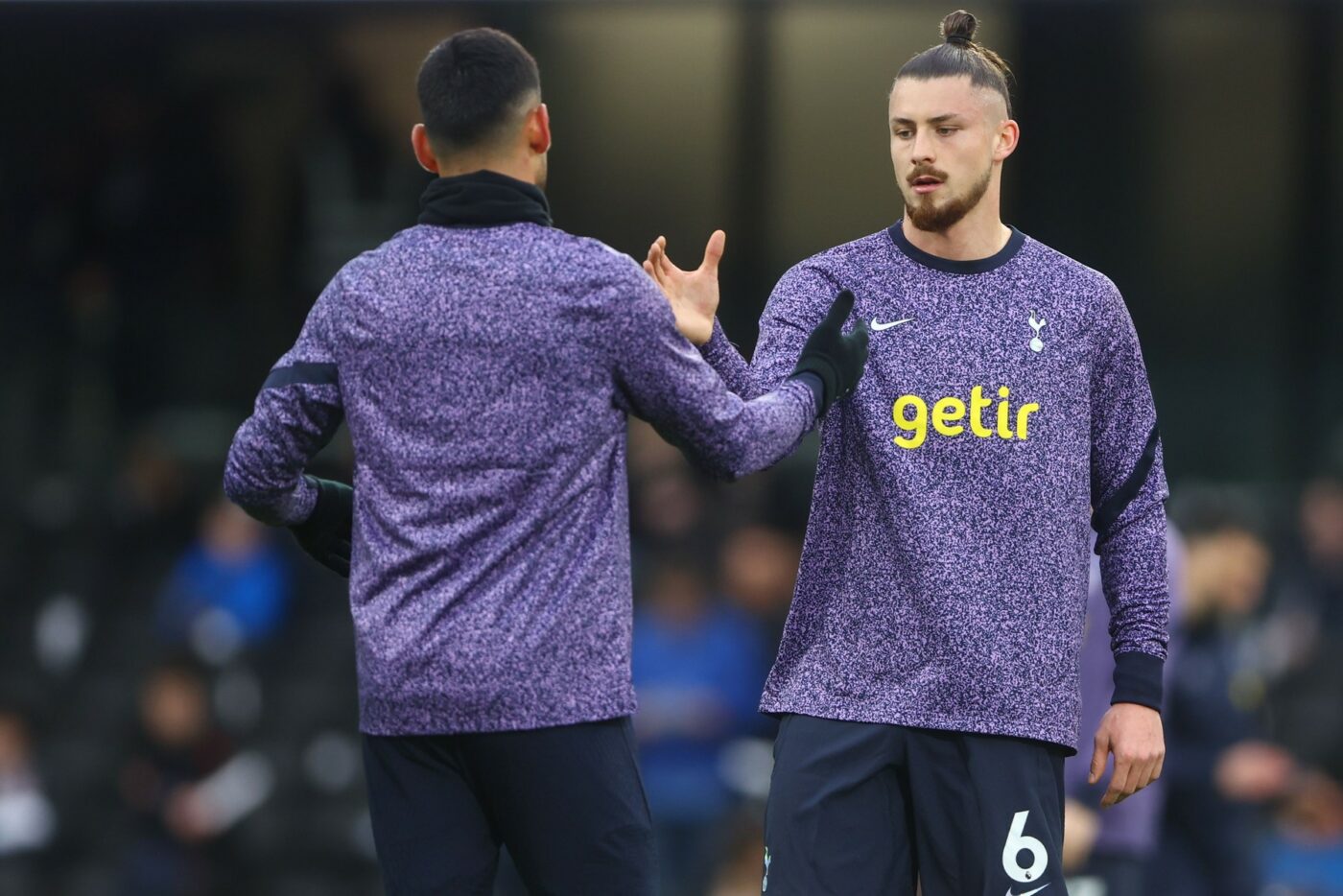 Real Madrid vrea să-l transfere pe rivalul său și să îi facă viața ușoară lui Radu Drăgușin la Tottenham! Clubul englez a luat însă o decizie care nu o să îi placă prea tare românului