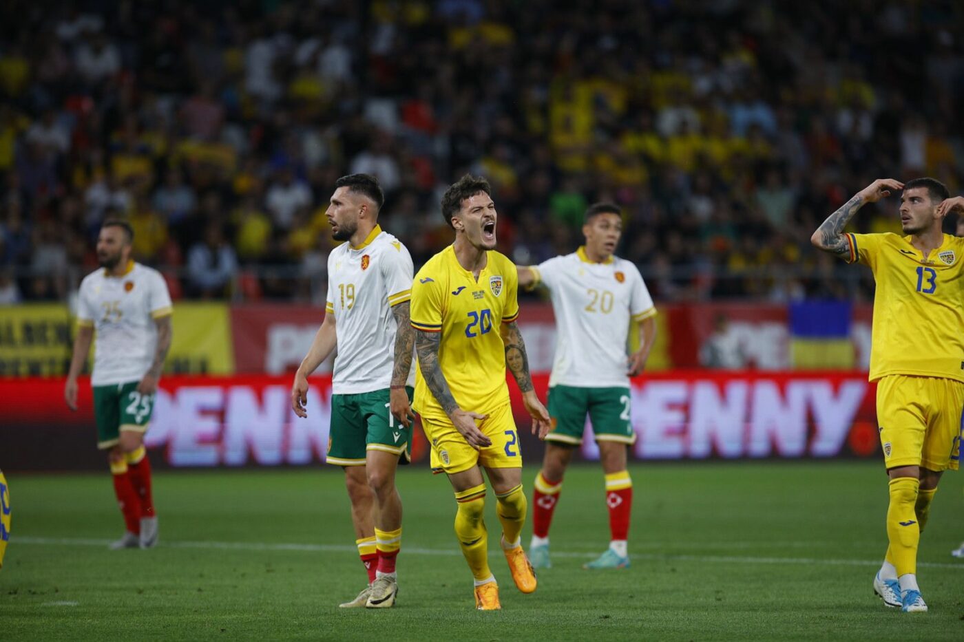 Se îngroașă gluma în atacul României cu 12 zile până la EURO 2024! Cum a ajuns naționala dependentă pe tabelă de doi mijlocași, Nicolae Stanciu și Răzvan Marin, care au produs peste jumătate din golurile ultimilor ani! EXCLUSIV